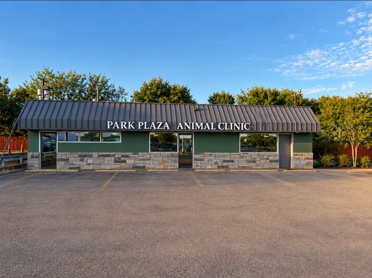 Park Plaza Animal Clinic building on East Park Row Drive in Arlington, TX